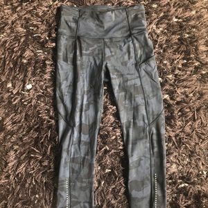 Lululemon run fast and free cropped legging